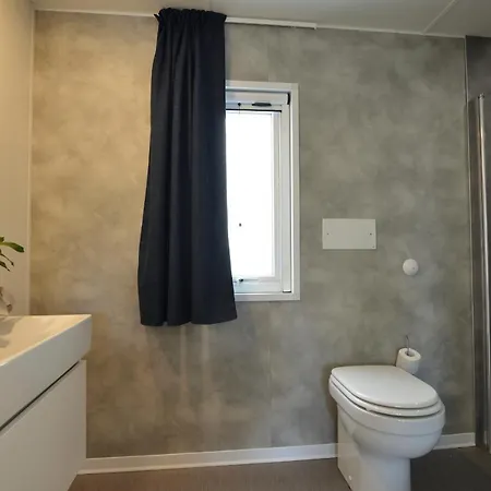 אתר קמפינג Della Colombaia פאדנג'ה סול גארדה