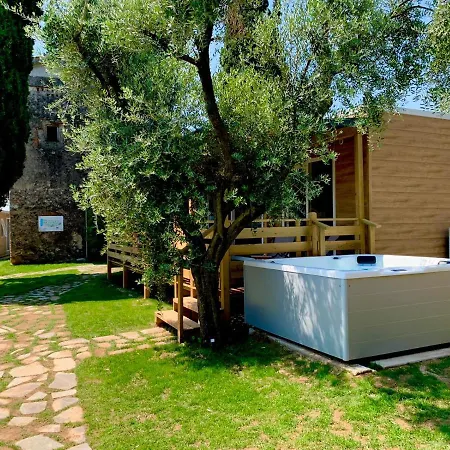 אתר קמפינג Della Colombaia